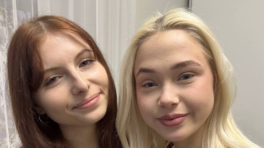 Enjoy Live Webcam with AngelynAndLang