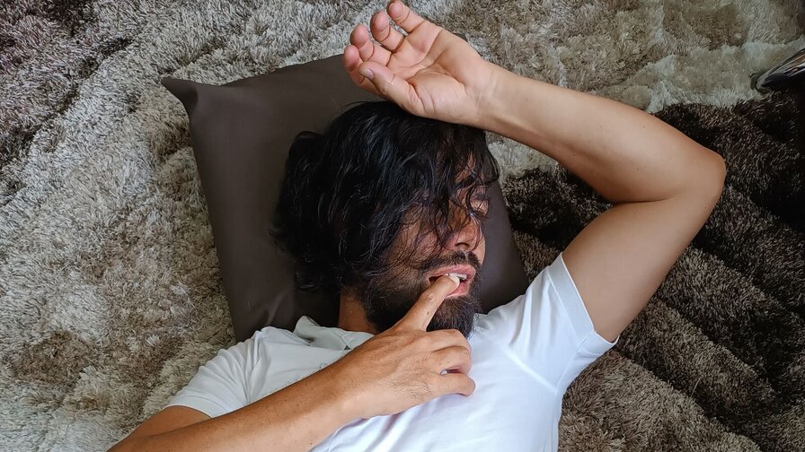 Enjoy Live Webcam with AnthonyDing