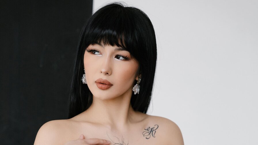 Enjoy Live Webcam with AridaAlian