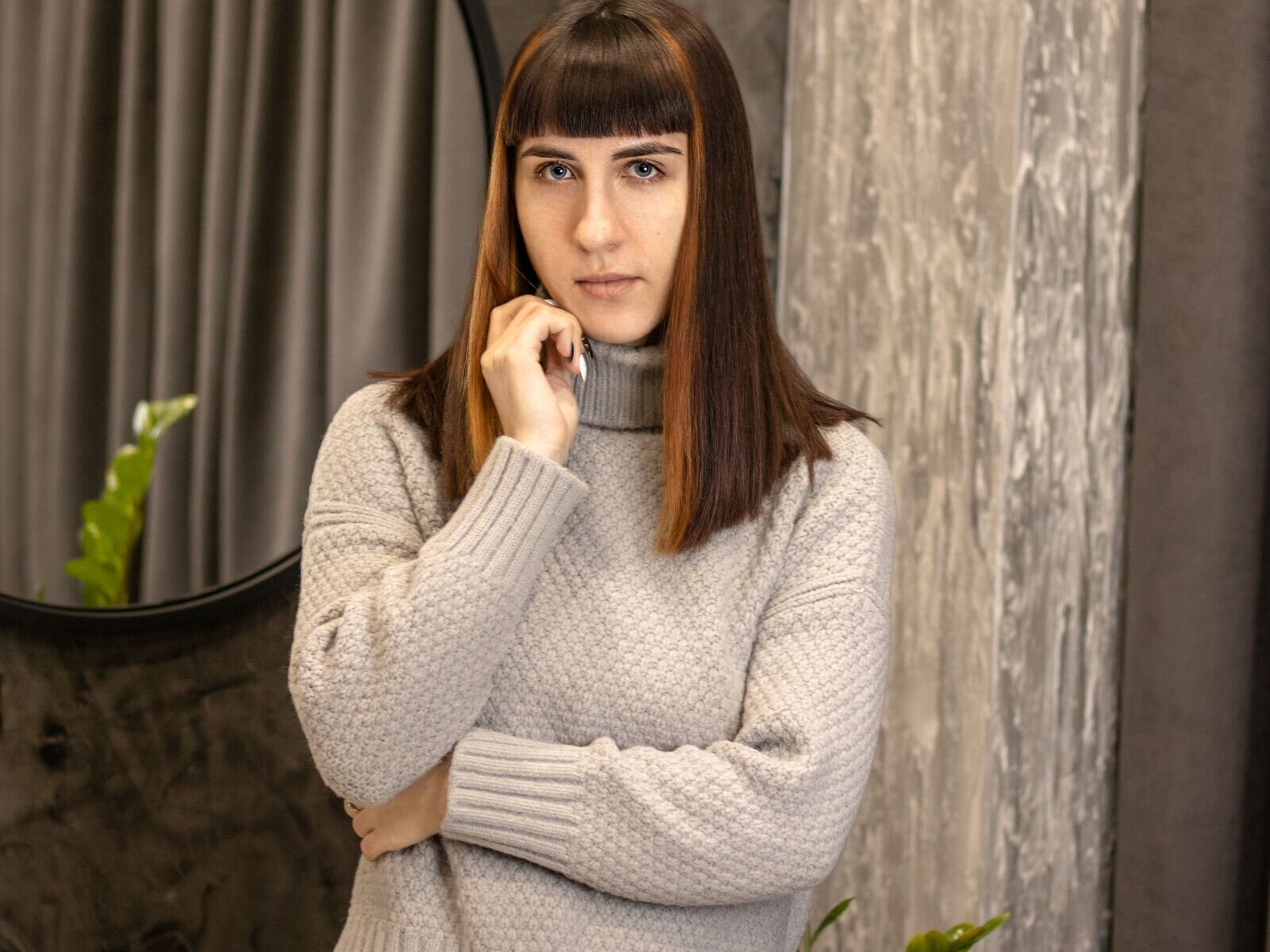 Enjoy Live Webcam with DeboraSwanson