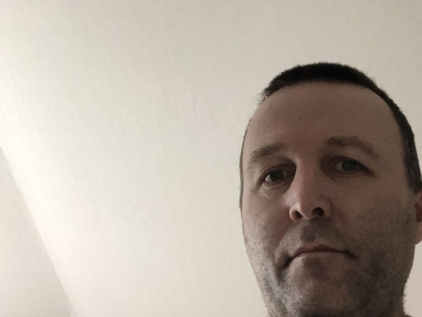 Enjoy Live Webcam with JosephGlynn