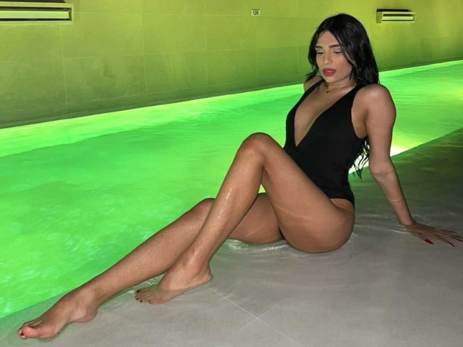 Enjoy Live Webcam with KeylaVarsovia