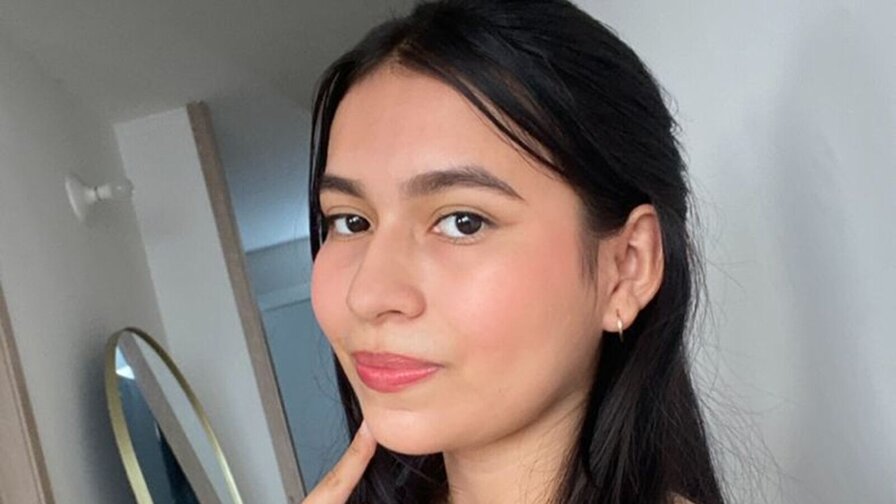 Enjoy Live Webcam with LilaDreams