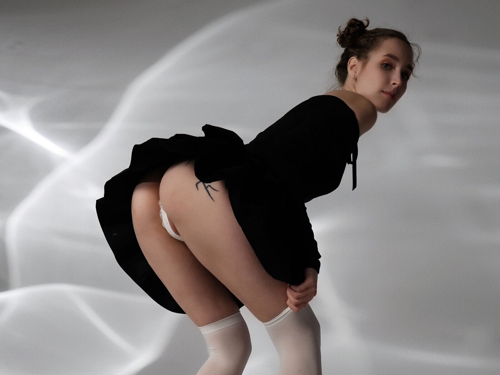 Enjoy Live Webcam with LunaFinn