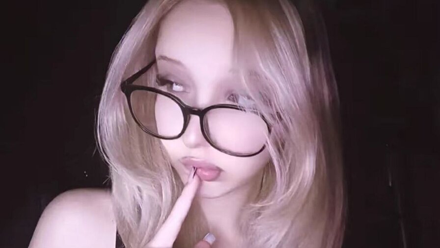 Enjoy Live Webcam with MaoqiBeverly