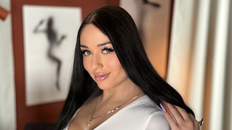 Enjoy Live Webcam with RoxanneRoses