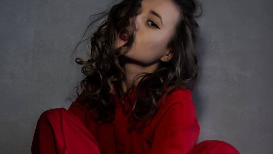 Enjoy Live Webcam with SetsukoWreath