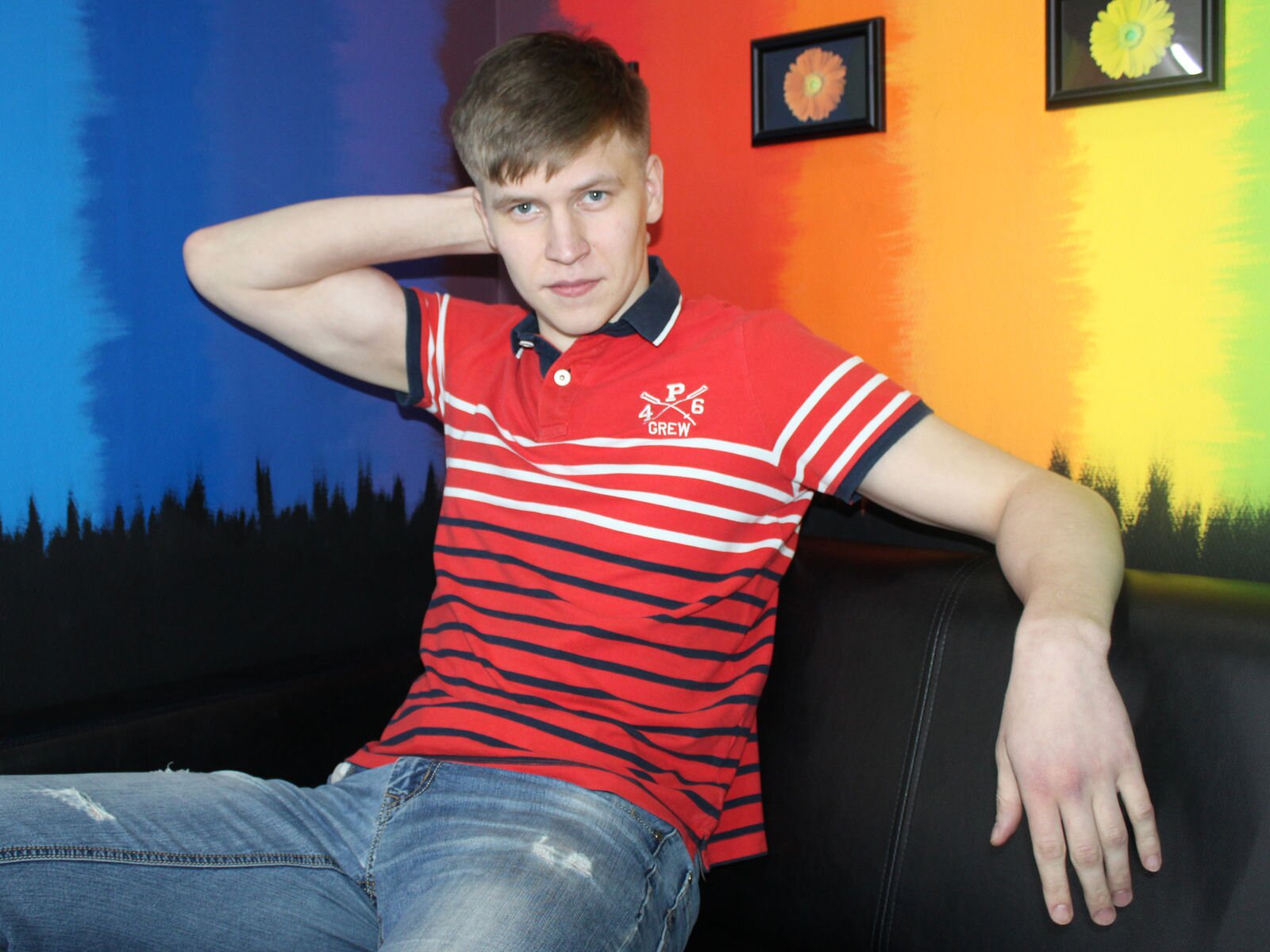 Enjoy Live Webcam with SuperMagnus