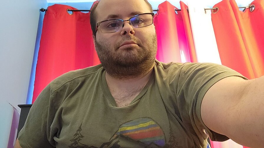 Enjoy Live Webcam with TylerMcGill